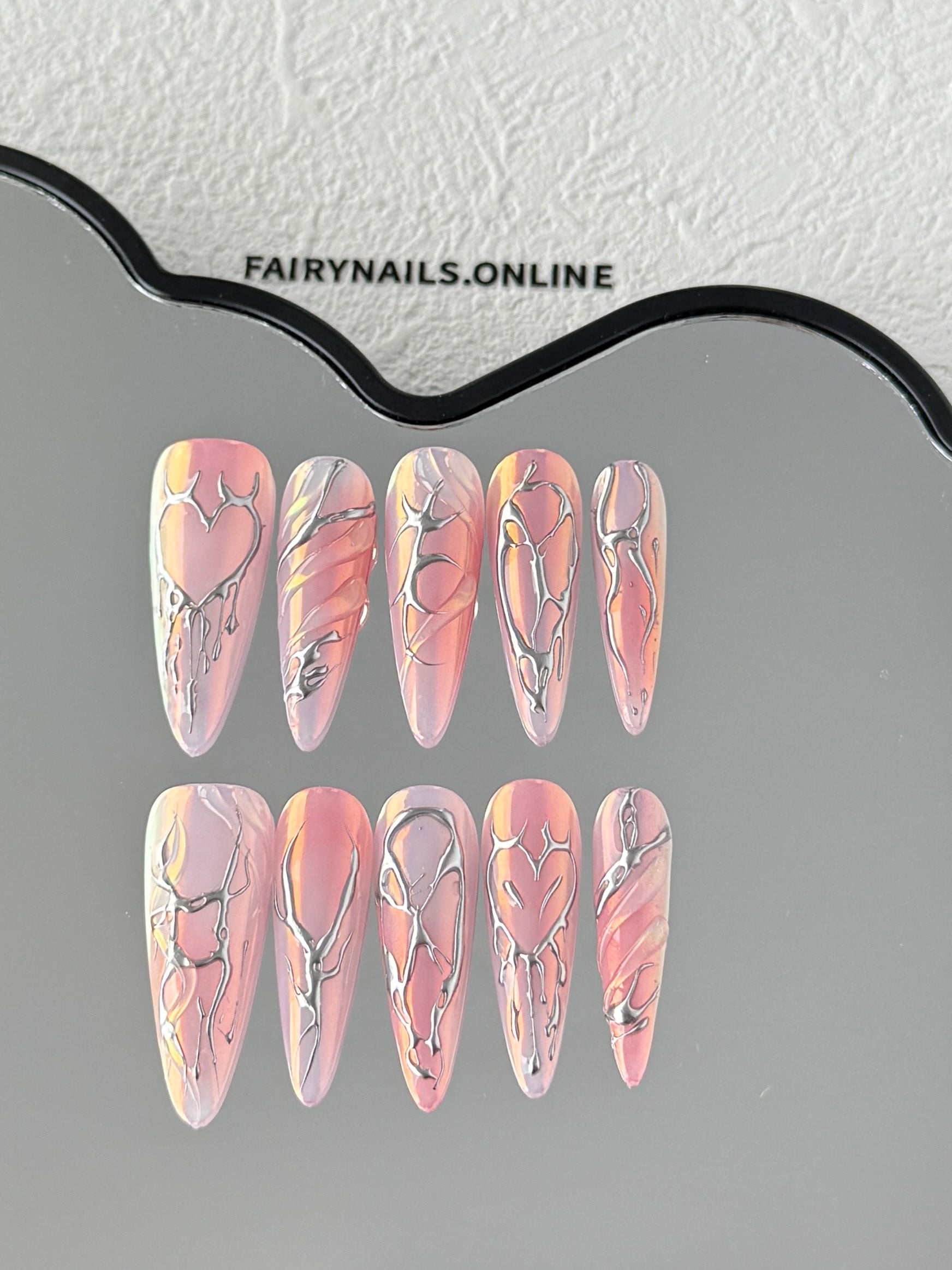Pink NOVA Press-On Nails – Soft pink shimmer set