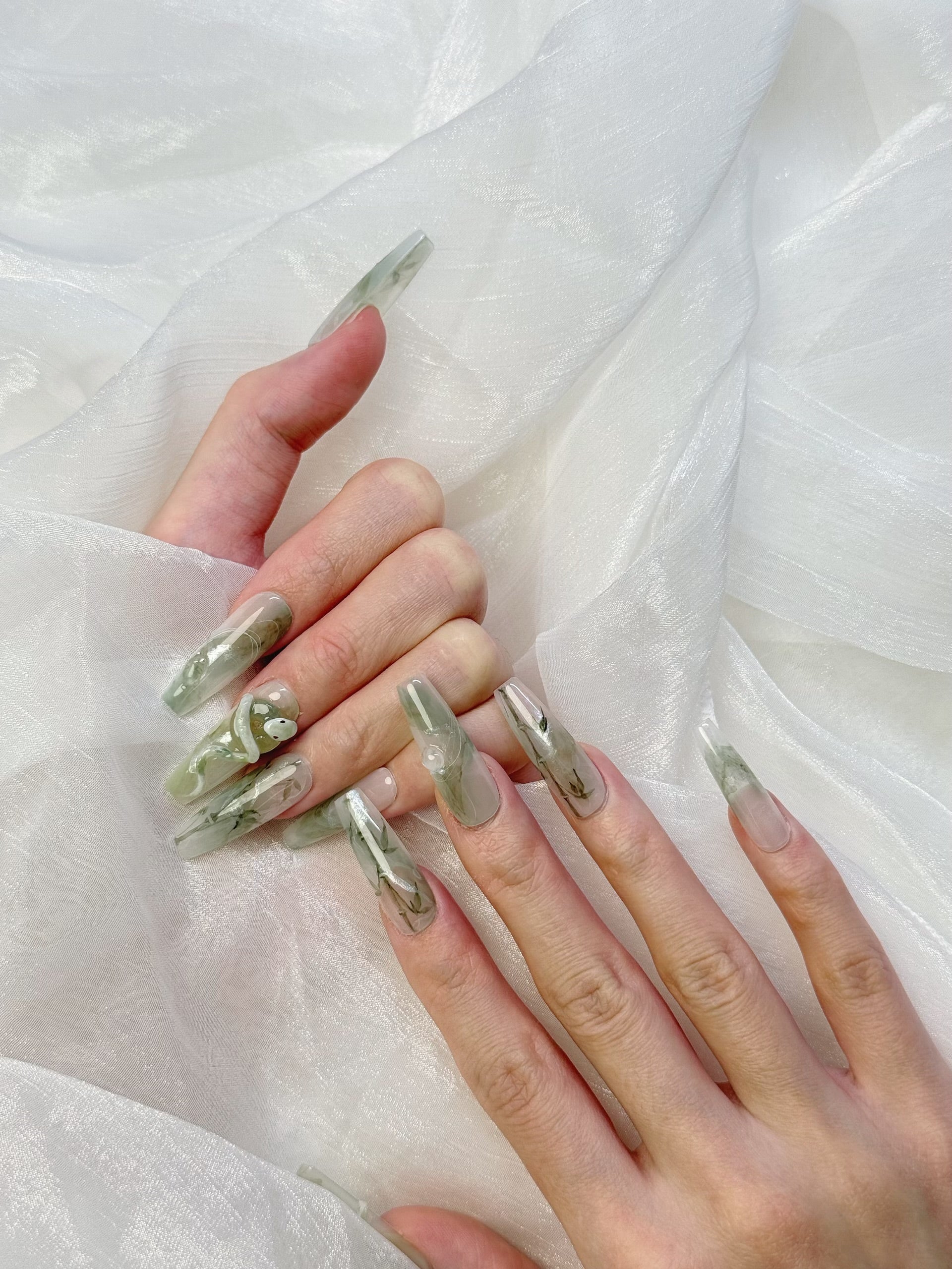 Close-up of Jade Serpent Nails – Glossy Emerald Green Press-On Nails