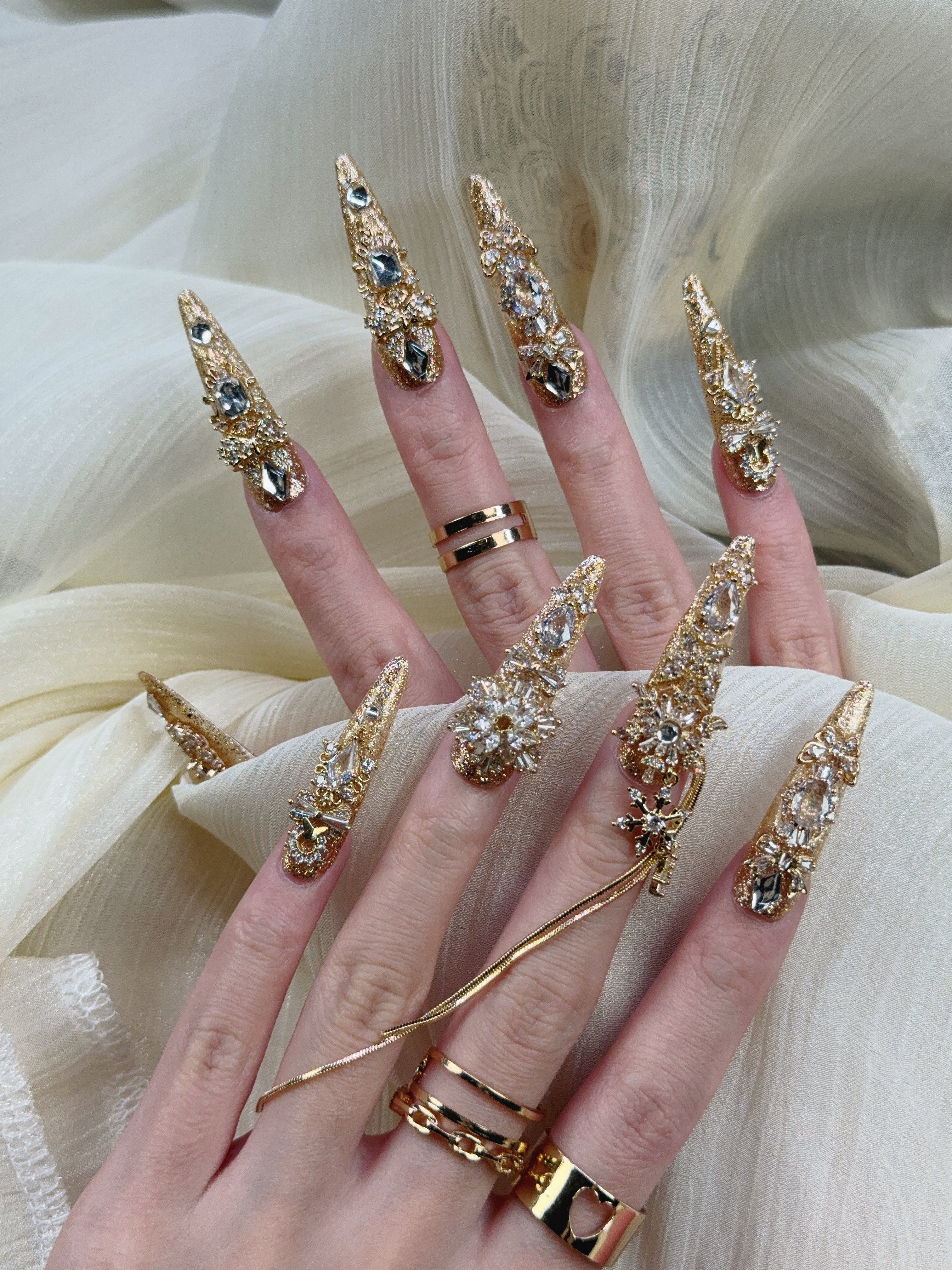 Golden Empress Press-On Nails – Luxury Gold Nail Stickers by Fairy Nails 1