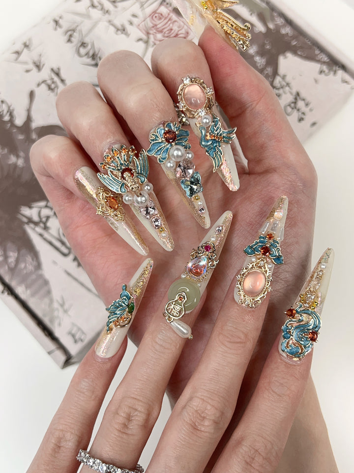 Close-up of Phoenix Nirvana Press-On Nails – High-Quality Glamorous Design