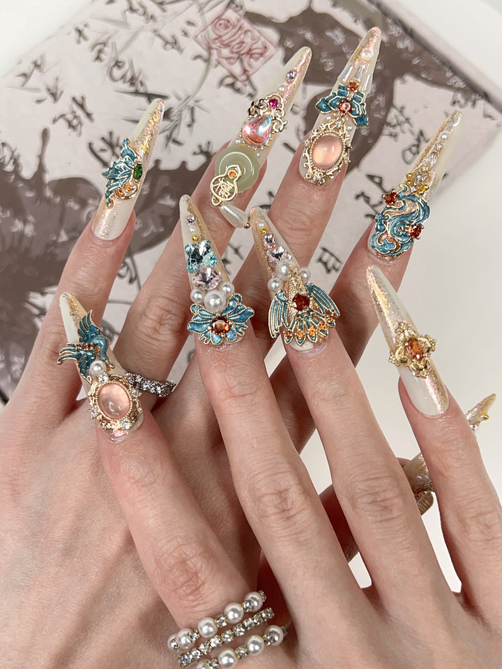 Model Wearing Phoenix Nirvana Press-On Nails – Perfect for Glamorous Events